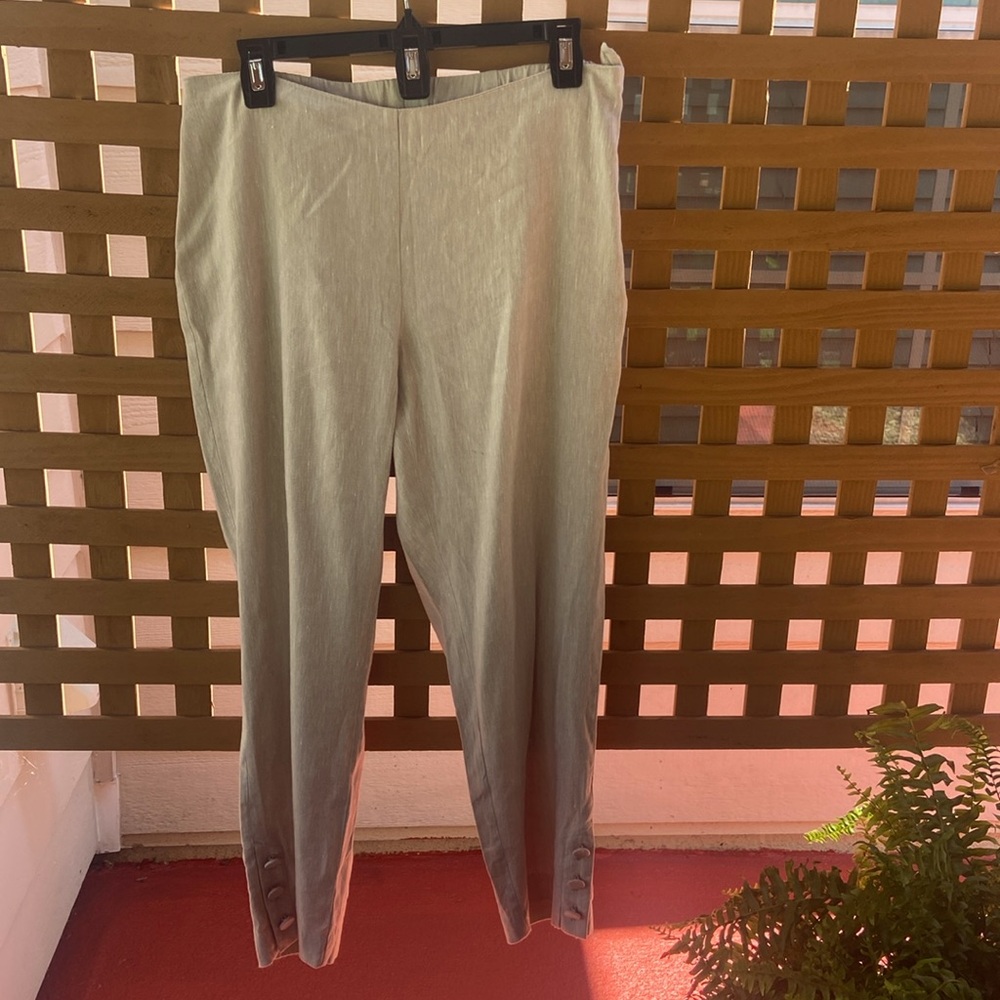 J Jill Linen Crop pants. Taupe. Sz Small